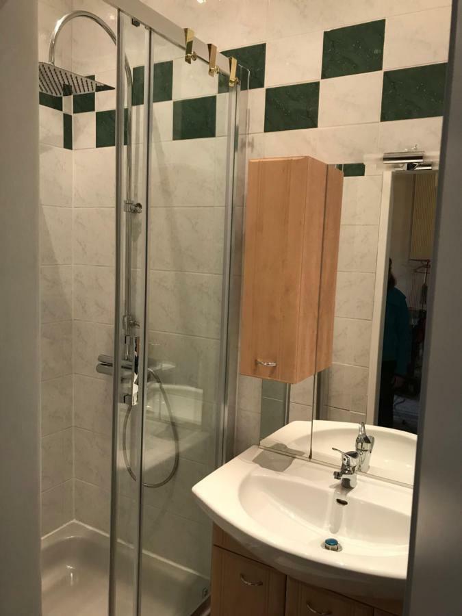 Appartement 88m² Grosses Im 1. Stock Wenen